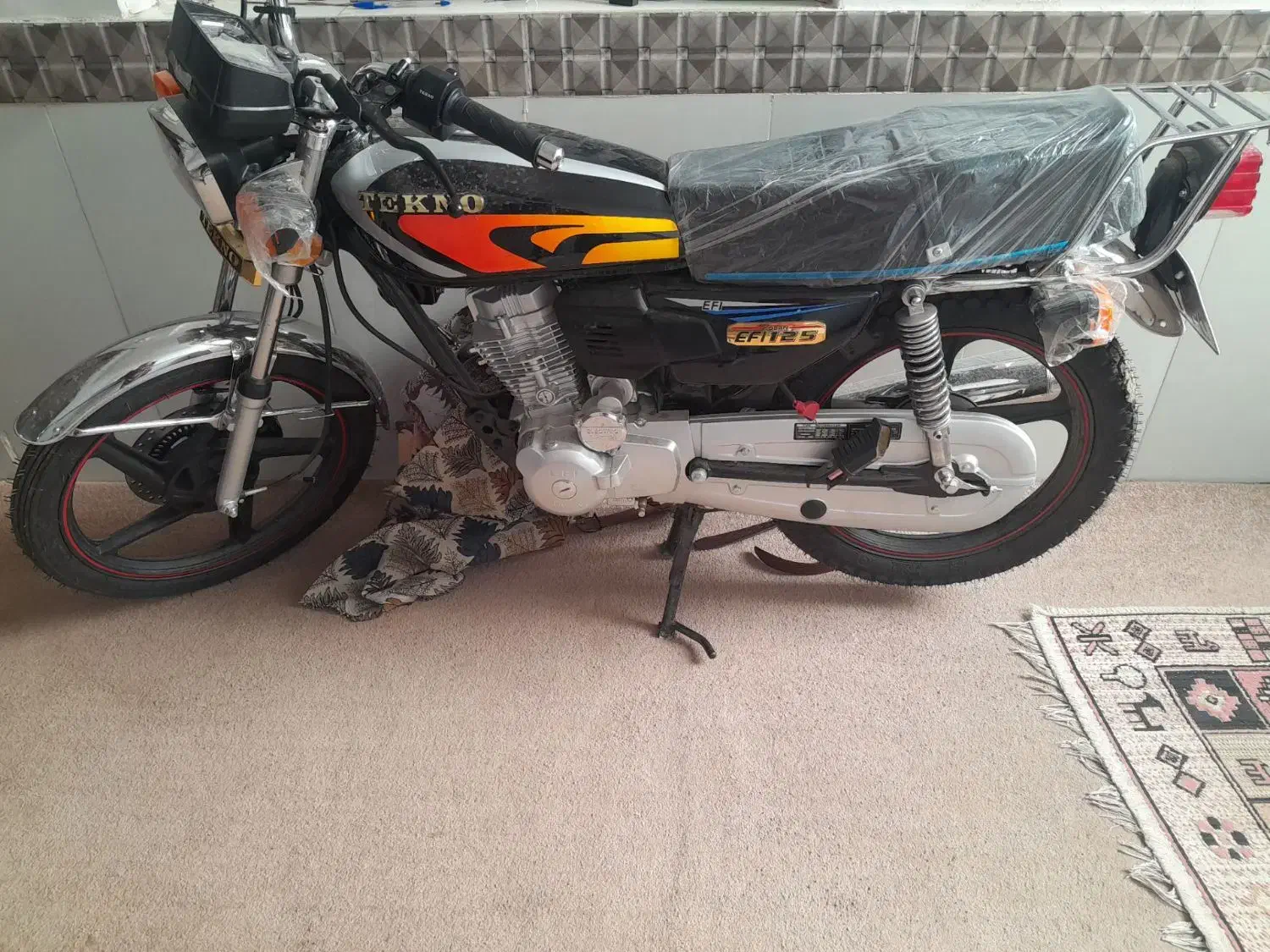 هندا ۱۲۵خشک|موتورسیکلت|جوین, |دیوار