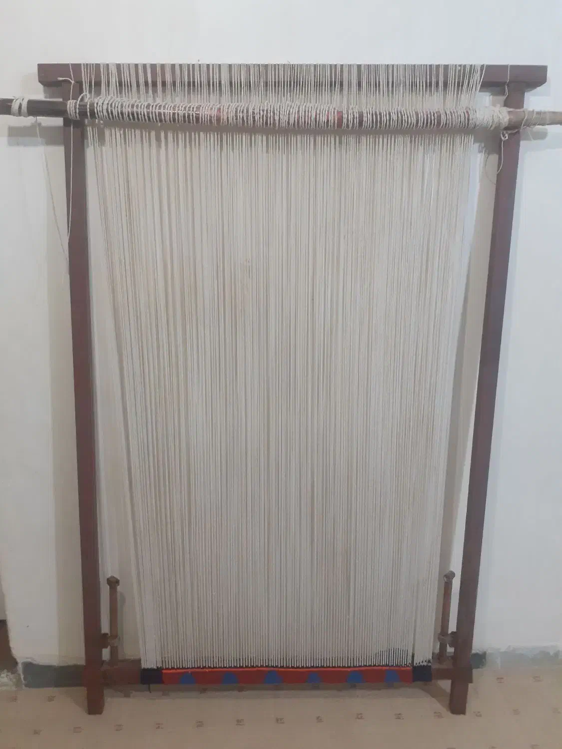 دار قالی|ابزارآلات|آبدانان, |دیوار