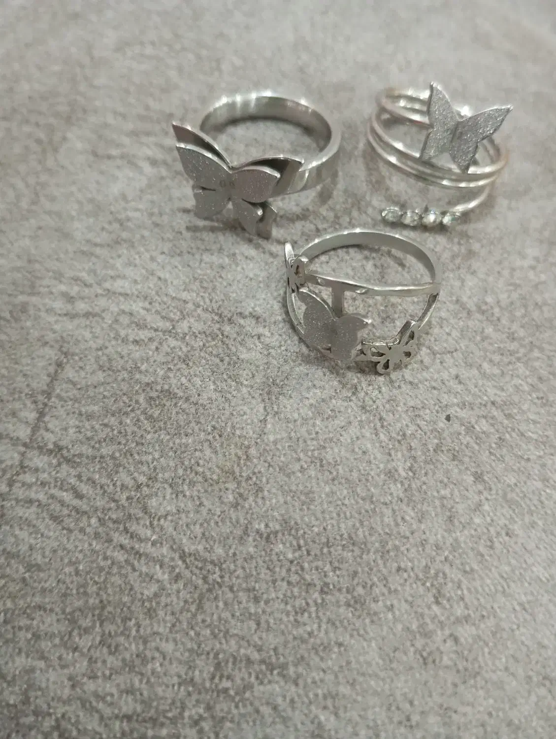 انگشتر|بدلیجات|سبزوار, قلعه‌نو دهزار|دیوار