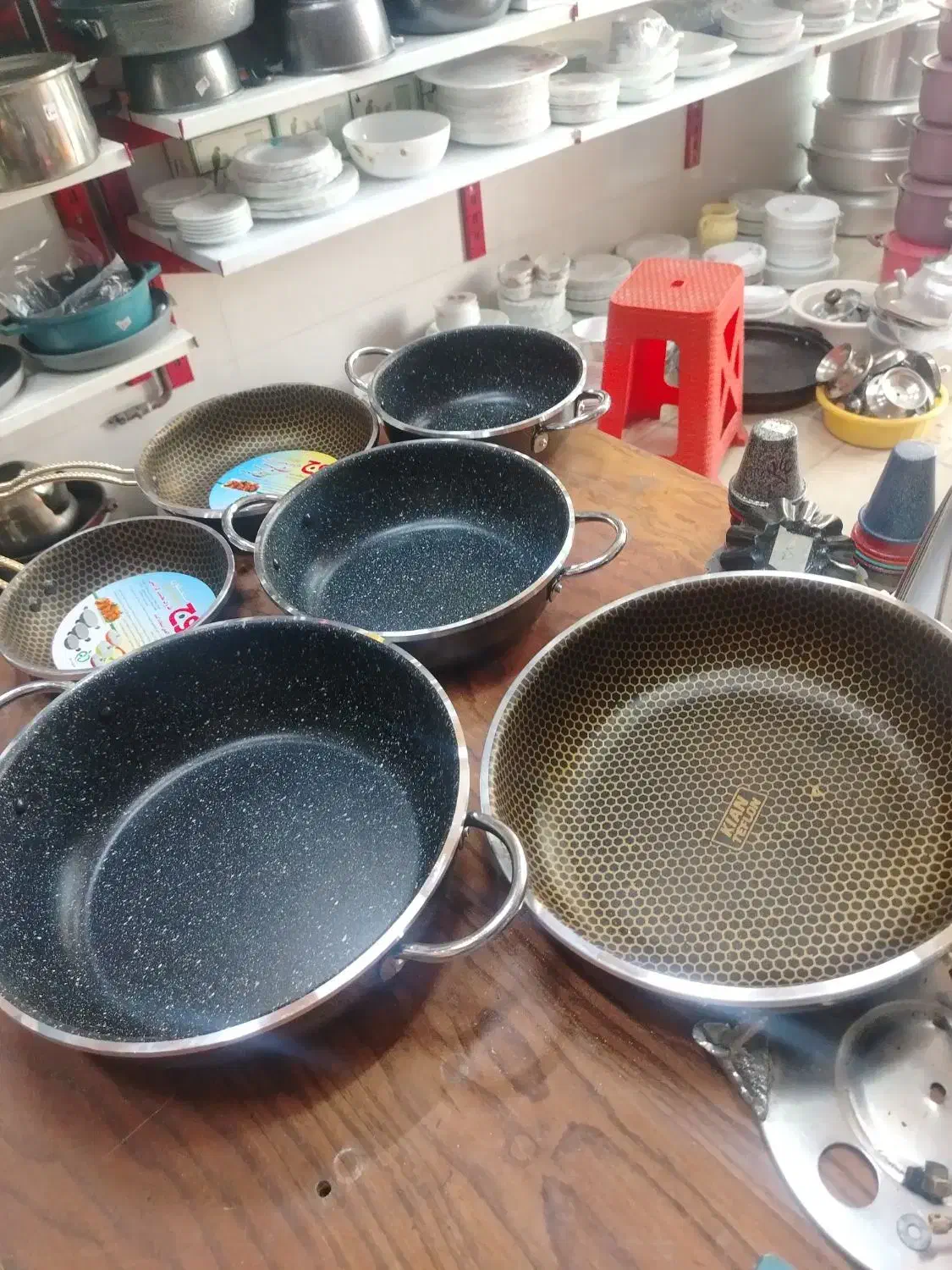 سه تابه گرانیتی نو، ماندگاری بالا، زیرقیمت|ظروف پخت‌وپز|مشهد, ولیعصر (شهرک غرب)|دیوار