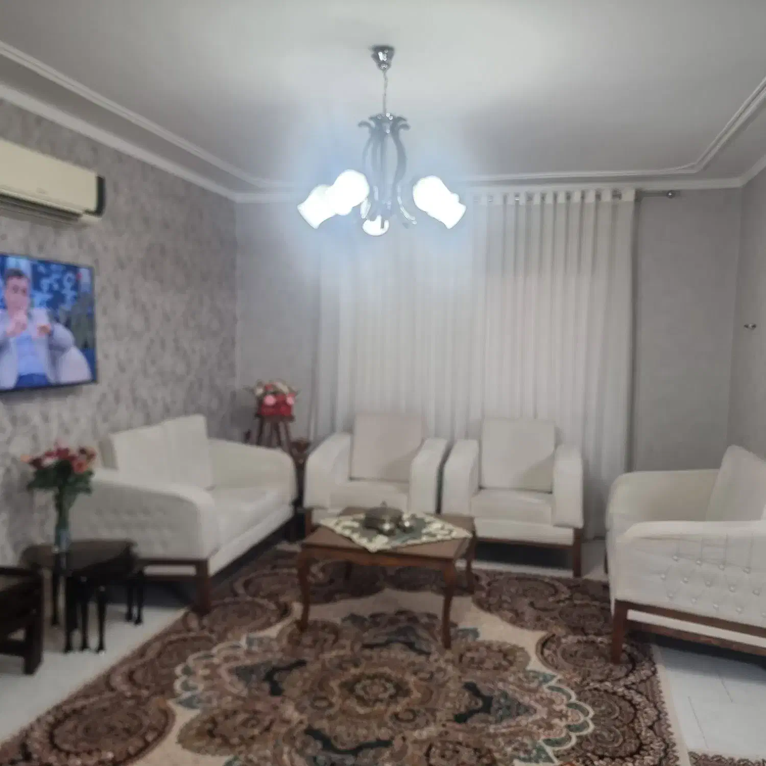 اجاره دفتر کار ۸۲ متری/۲ اتاق/ بر اصلی خ ولیعصر|اجارهٔ دفتر کار، اتاق اداری، مطب|گرگان, |دیوار