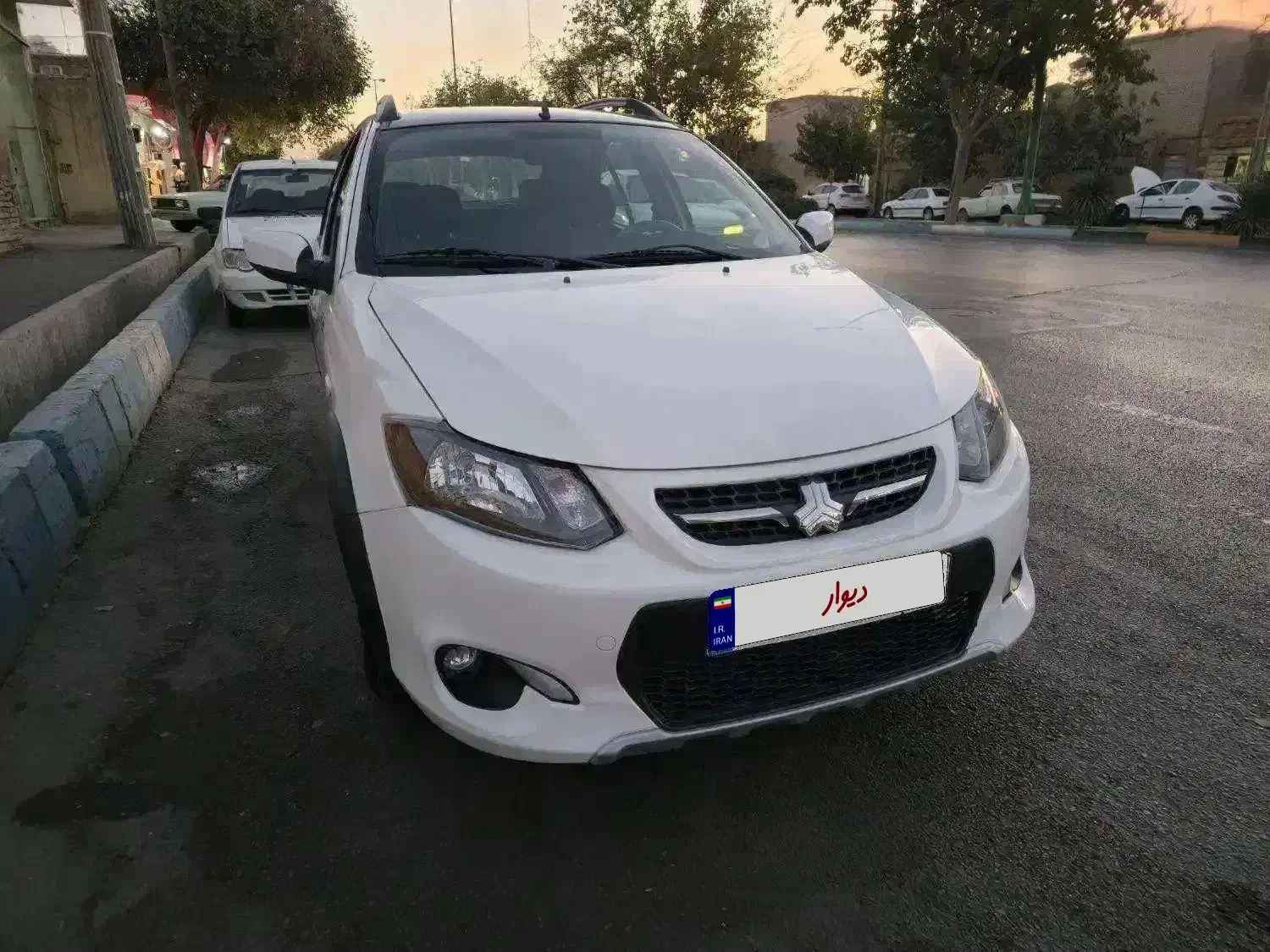 کوییک Rمدل 99 سفید مشکی|خودرو سواری و وانت|اصفهان, سرتاوه|دیوار