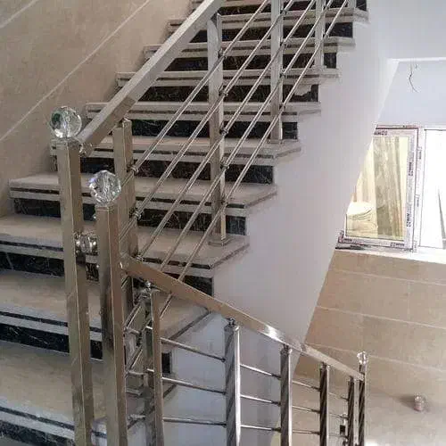 نرده استیل   .  حفاظ استیل|خدمات پیشه و مهارت|شهرکرد, |دیوار