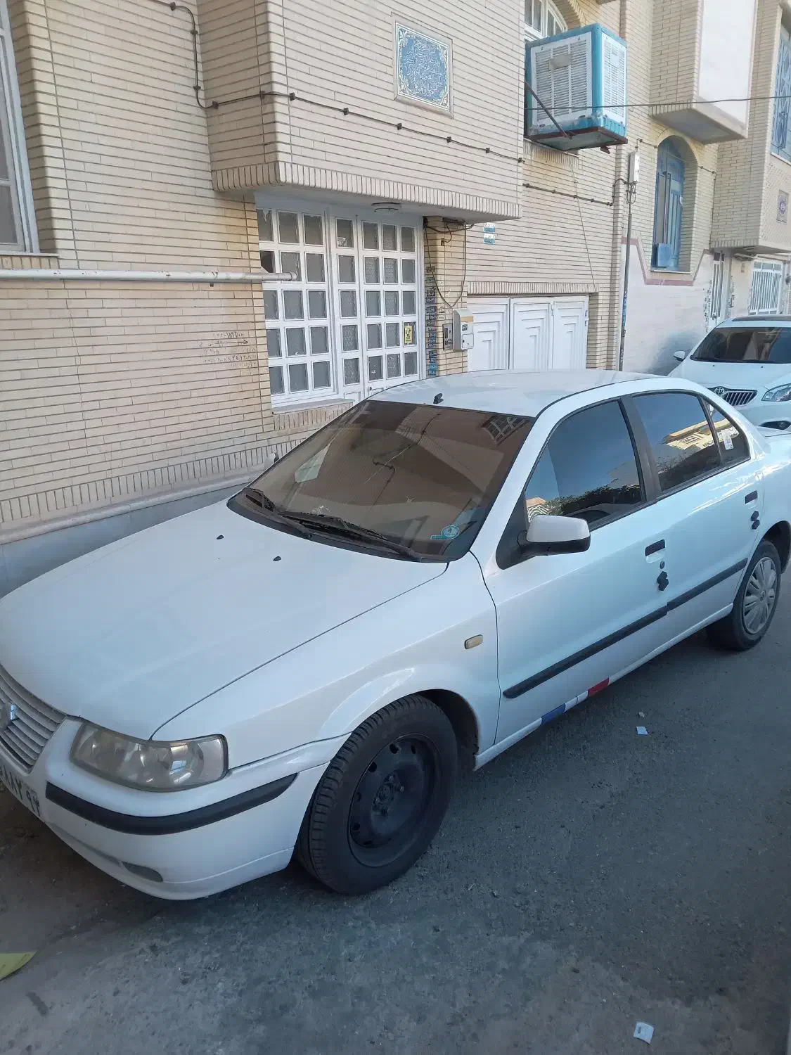 ماشین سمند سفید مدل ۹۳|خودرو سواری و وانت|شیراز, شهرک بزین|دیوار