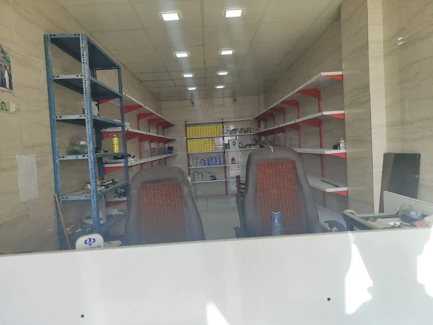 مغازه 30متری دیر|اجارهٔ مغازه و غرفه|بندر دیر, |دیوار