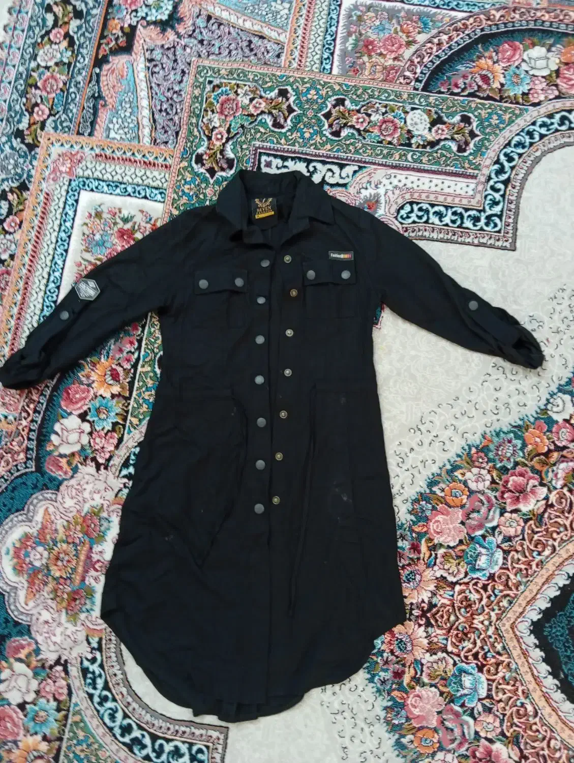 لباس در حد نو|لباس|بروجرد, |دیوار