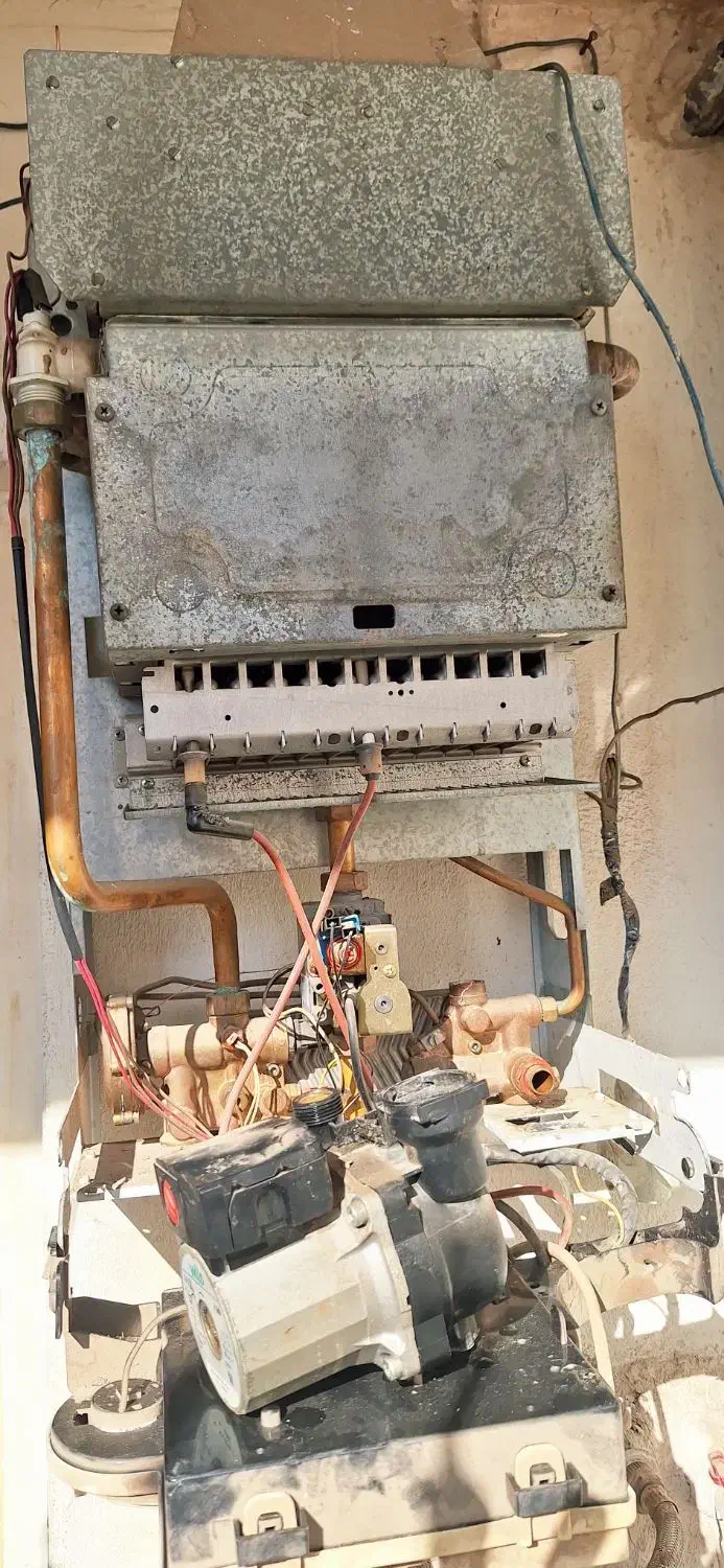 تعمیر و سرویس پکیج در پرند|آبگرمکن، پکیج، شوفاژ|پرند, فاز ۵|دیوار