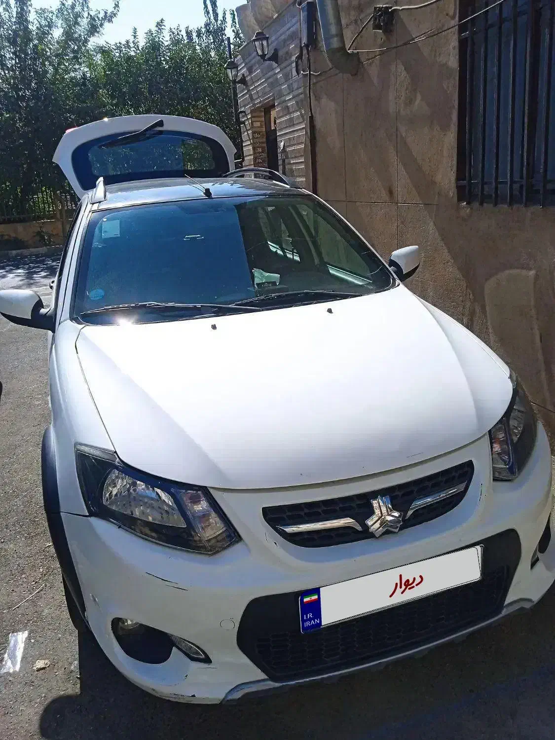 کوئیک ۴۰۲‌ بدون‌رنگ|خودرو سواری و وانت|تهران, مقدم|دیوار