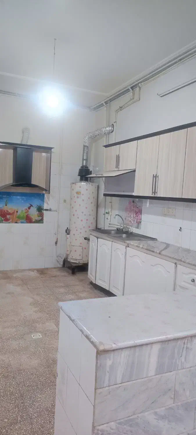 زیرزمین گلخانه ایی|اجارهٔ خانه و ویلا|قم, زنبیل آباد|دیوار