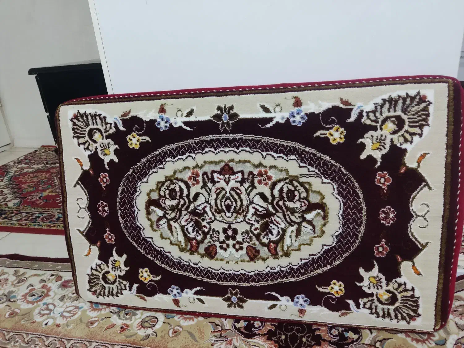 یک جفت پشتی|پشتی|سهند, |دیوار