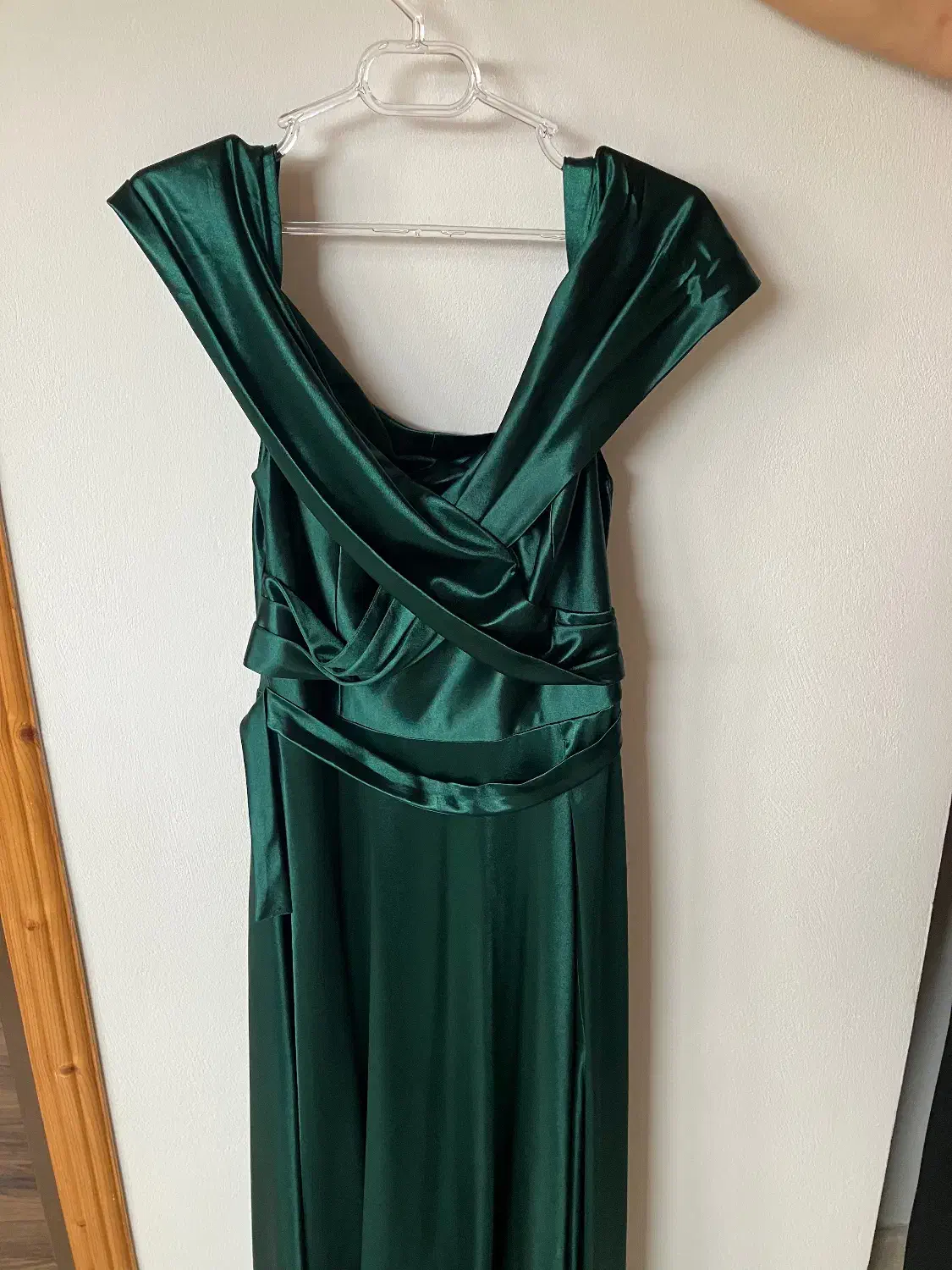 لباس مجلسی بلند|لباس|نور, |دیوار