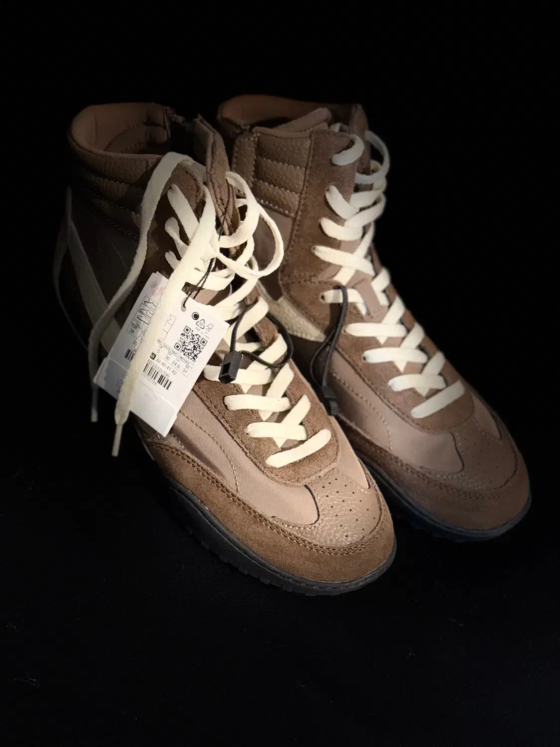 کتونی برند زارا|کیف، کفش، کمربند|ورامین, شهرک فجر|دیوار