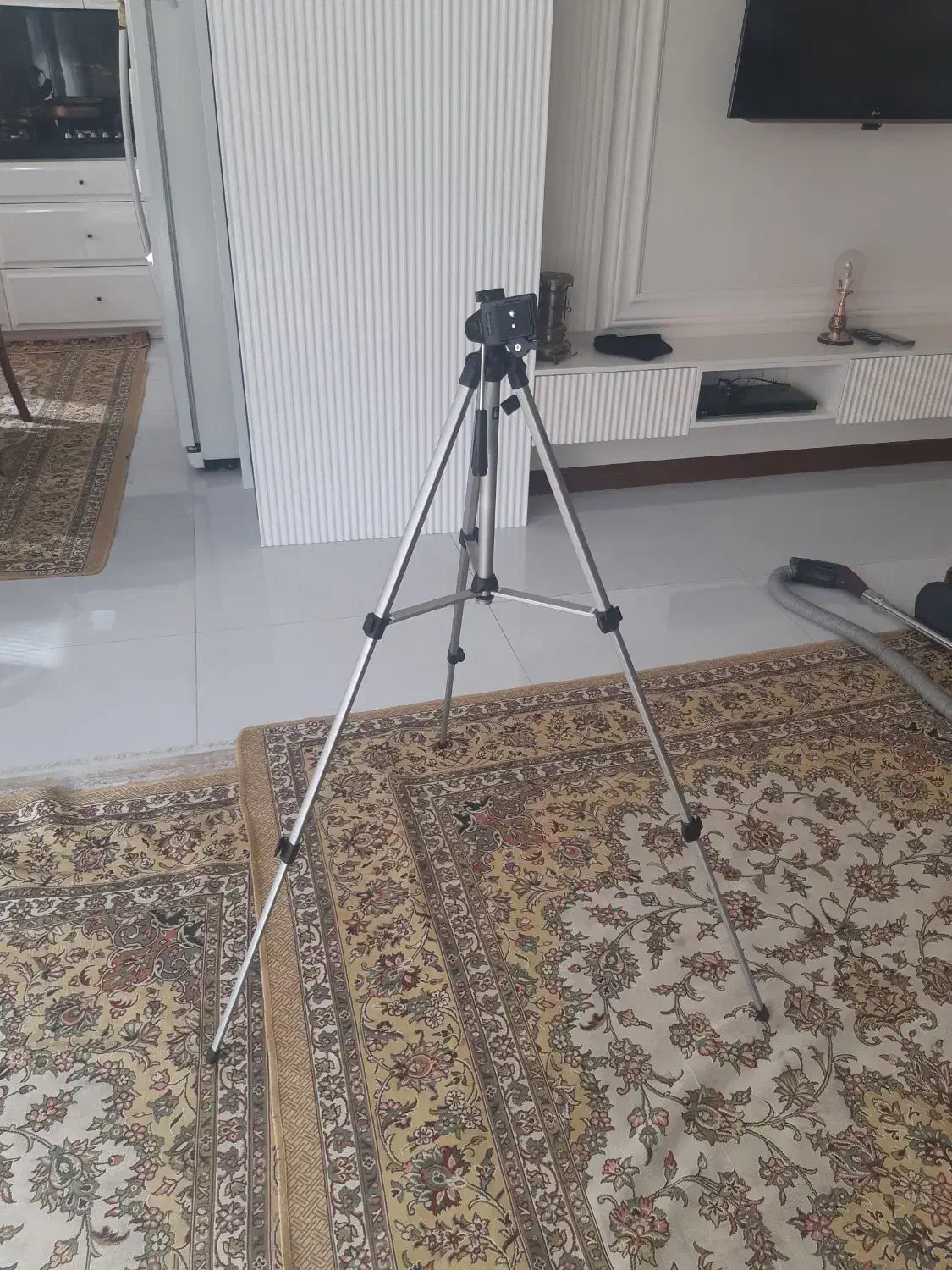 پایه دوربین عکاسی|دوربین عکاسی و فیلم‌برداری|اصفهان, کوی ولی عصر|دیوار