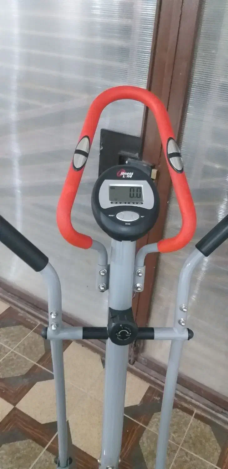 الپتیکال (اسکی فضایی) نو در حد|تجهیزات ورزشی|مراغه, |دیوار