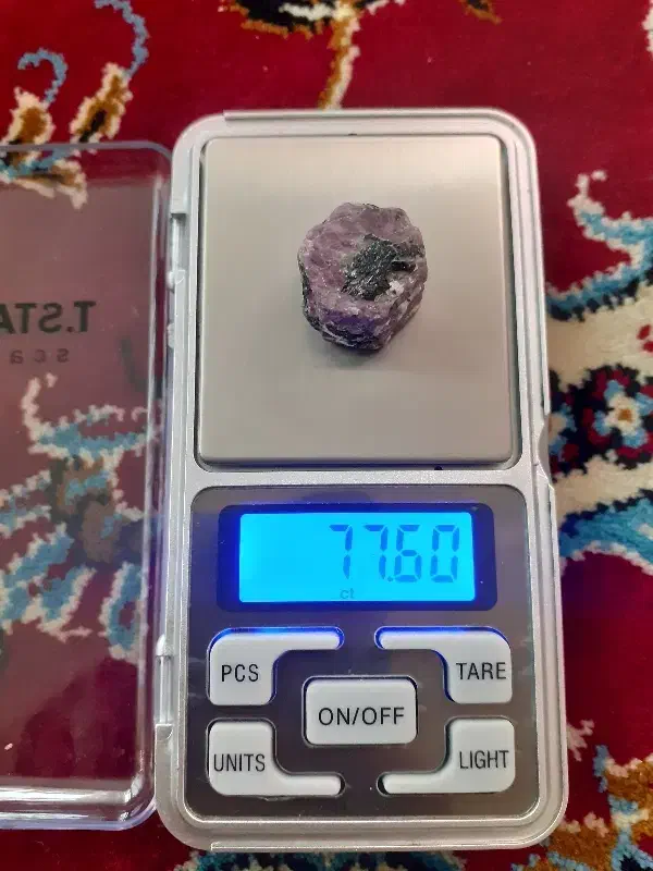 یاقوت|جواهرات|ری, منصوریه منگل|دیوار