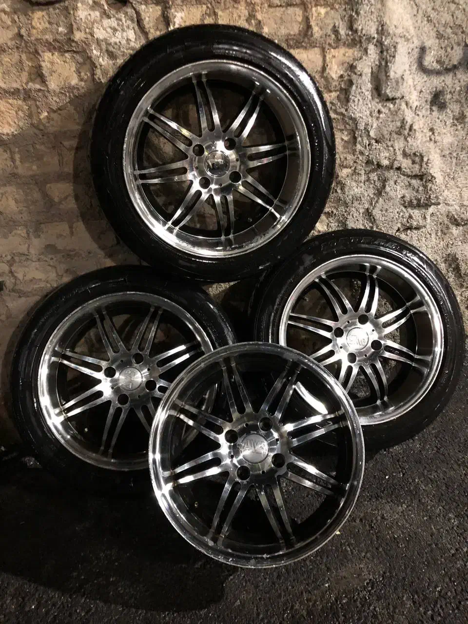 رینگ و لاستیک درحد|قطعات یدکی و لوازم جانبی|رباطکریم, الارد|دیوار