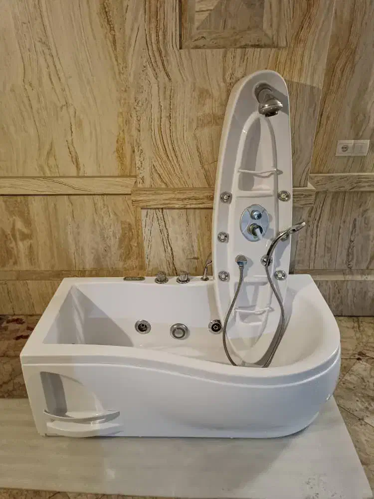 جکوزی و پنل دوش استفاده نشده|لوازم حمام|بابل, |دیوار