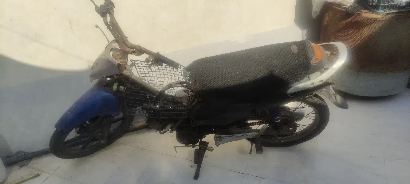 موتور لاکی طرح ویو ۱۲۵ پلاک ملی|موتورسیکلت|اهواز, کوی باهنر|دیوار