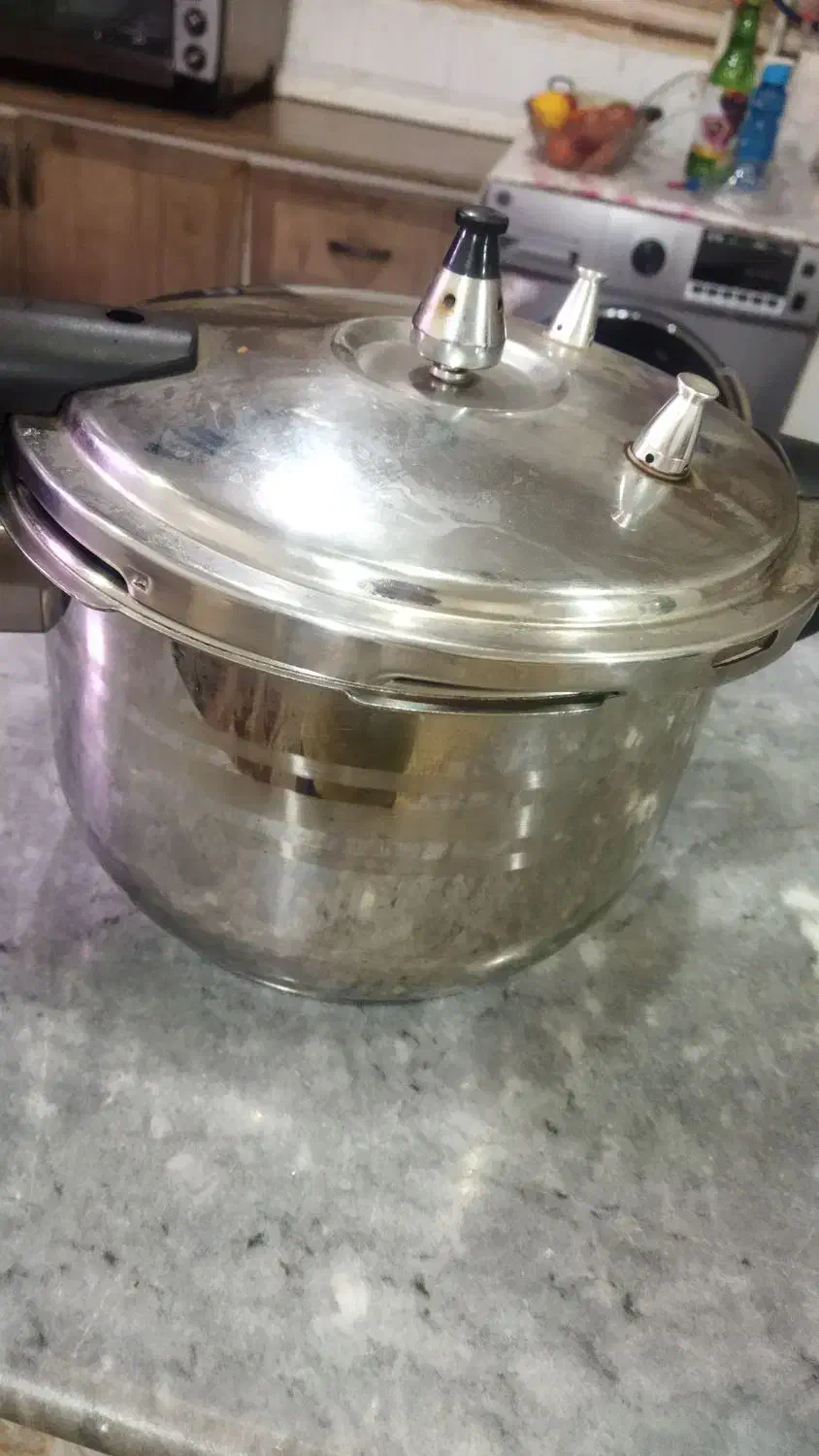 زودپز استیل|ظروف پخت‌وپز|تبریز, |دیوار