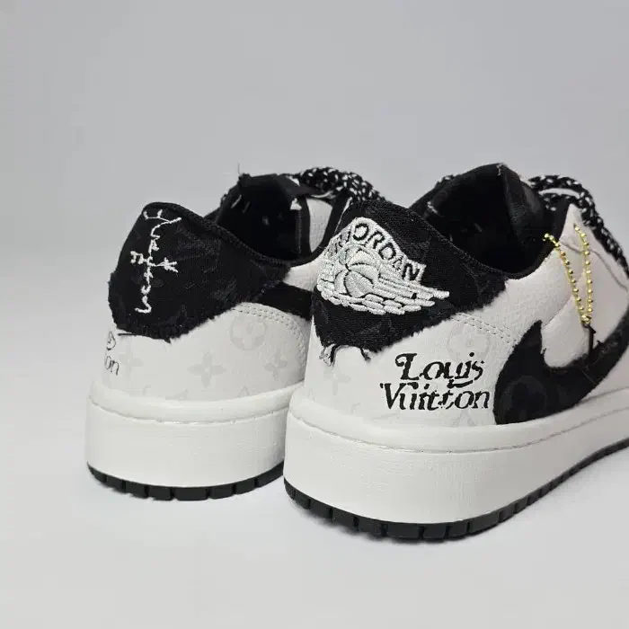 کفش نونو|کیف، کفش، کمربند|دهگلان, |دیوار