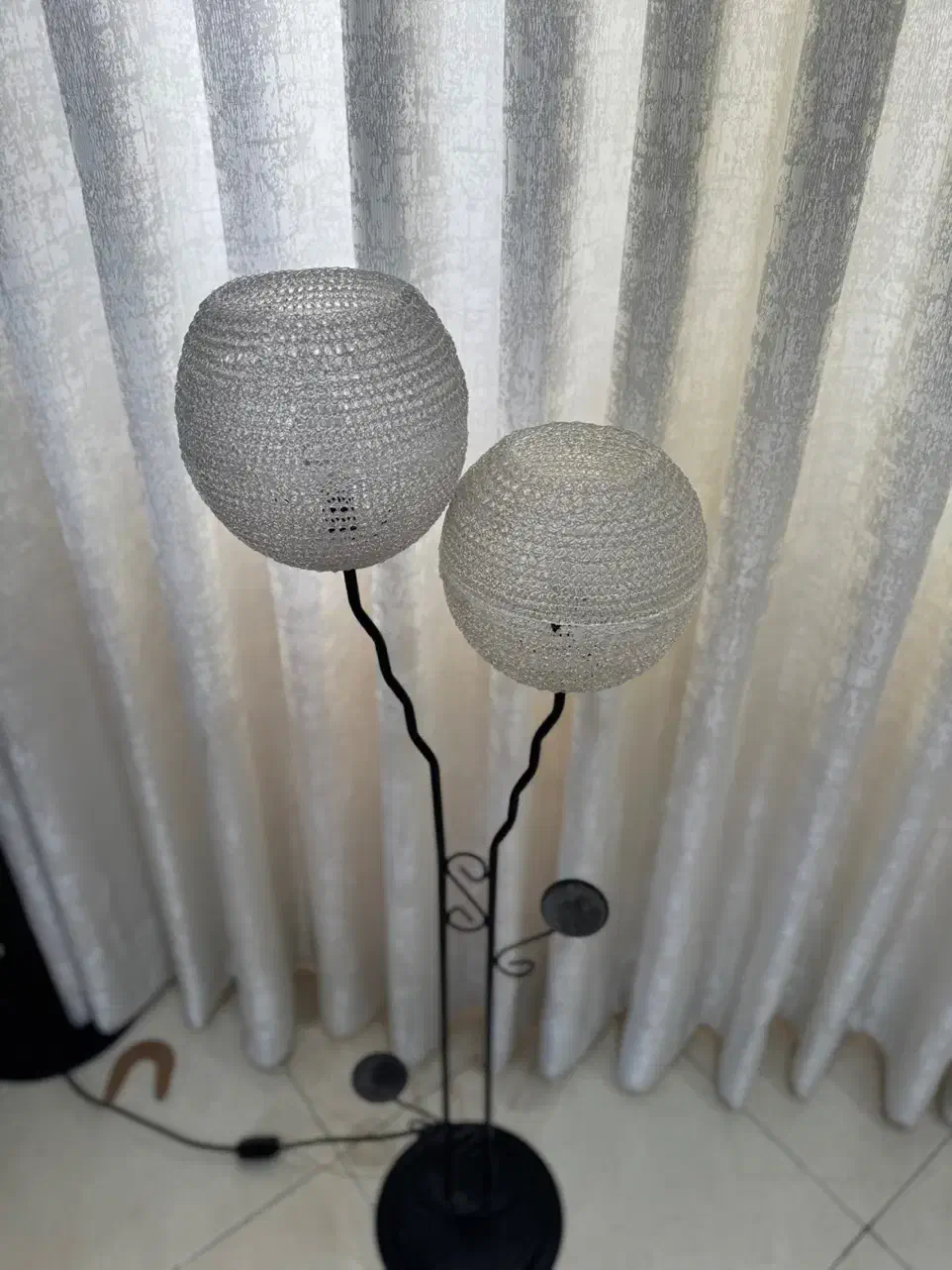 اباژور|چراغ خواب و آباژور|رشت, دیانتی|دیوار