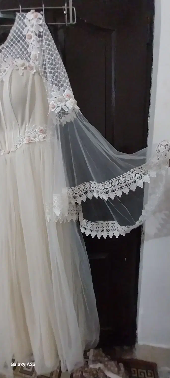 لباس مجلسی|لباس|بروجرد, |دیوار