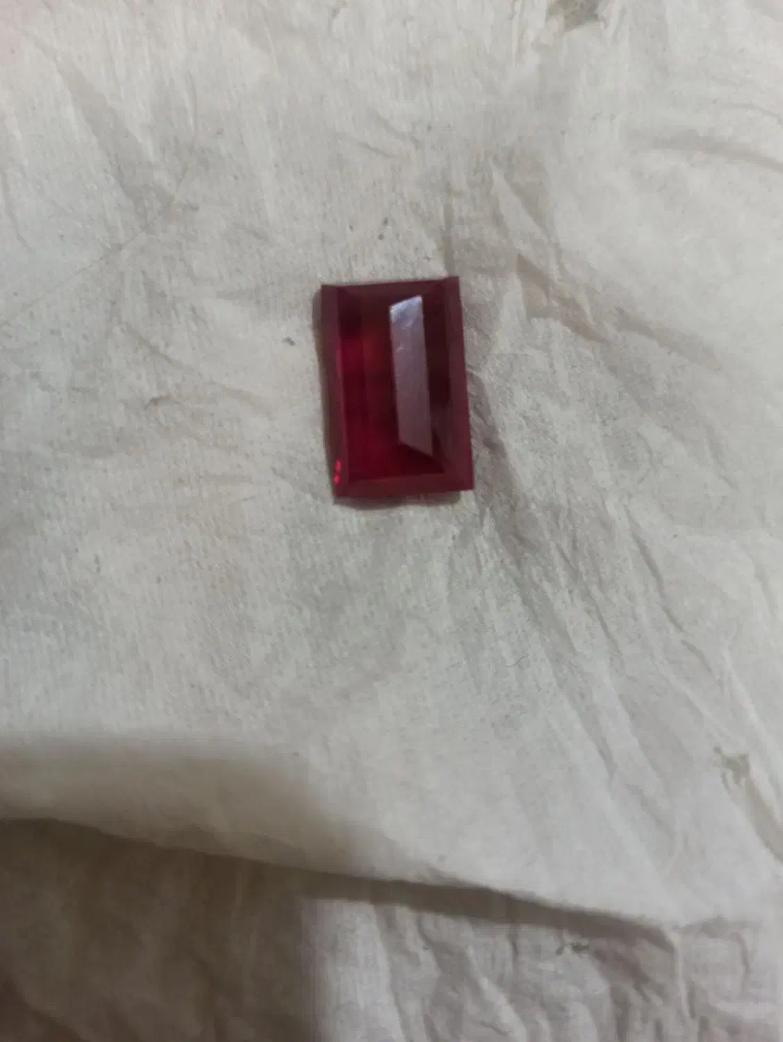 یاقوت|جواهرات|فردیس, فردیس|دیوار