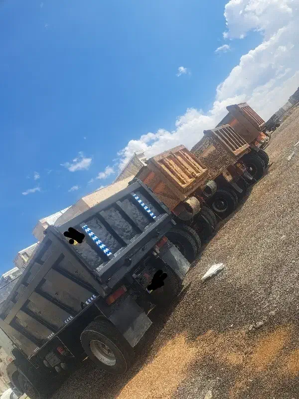 کامیون کمپرسی ۶ چرخ حمل ماسه شن خاکبرداری کود و...|خدمات حمل و نقل|زنجان, |دیوار