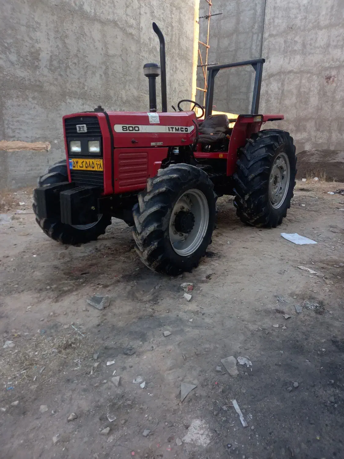 تراکتور ۸۰۰ جفت ۹۳|خودرو سنگین|مراغه, |دیوار
