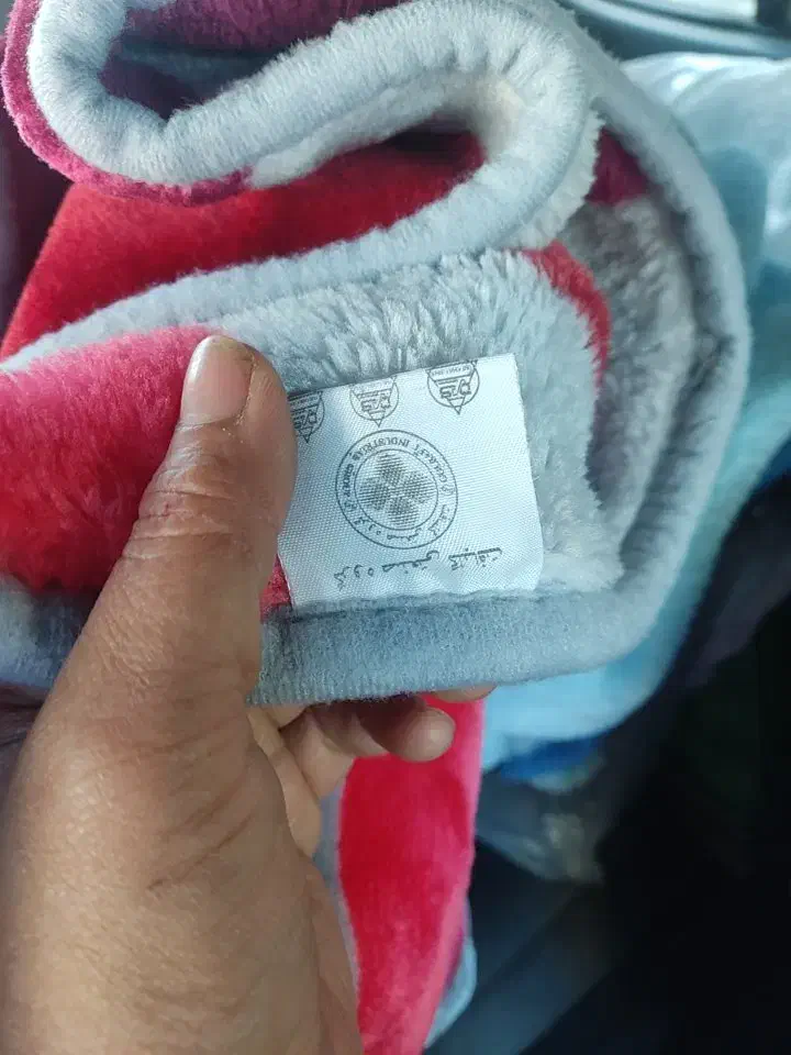 پتو یک نفره|رختخواب، بالش، پتو|بجنورد, |دیوار