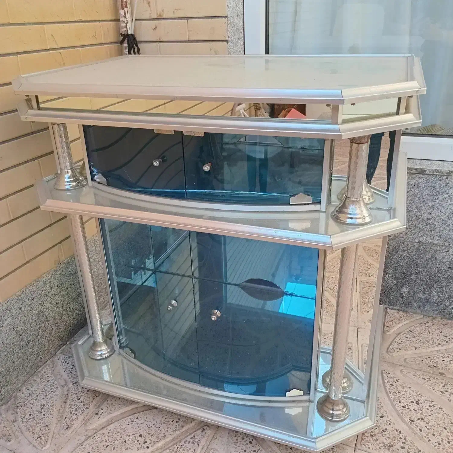 میز شیشه ای|بوفه، ویترین، کنسول|لاران, |دیوار