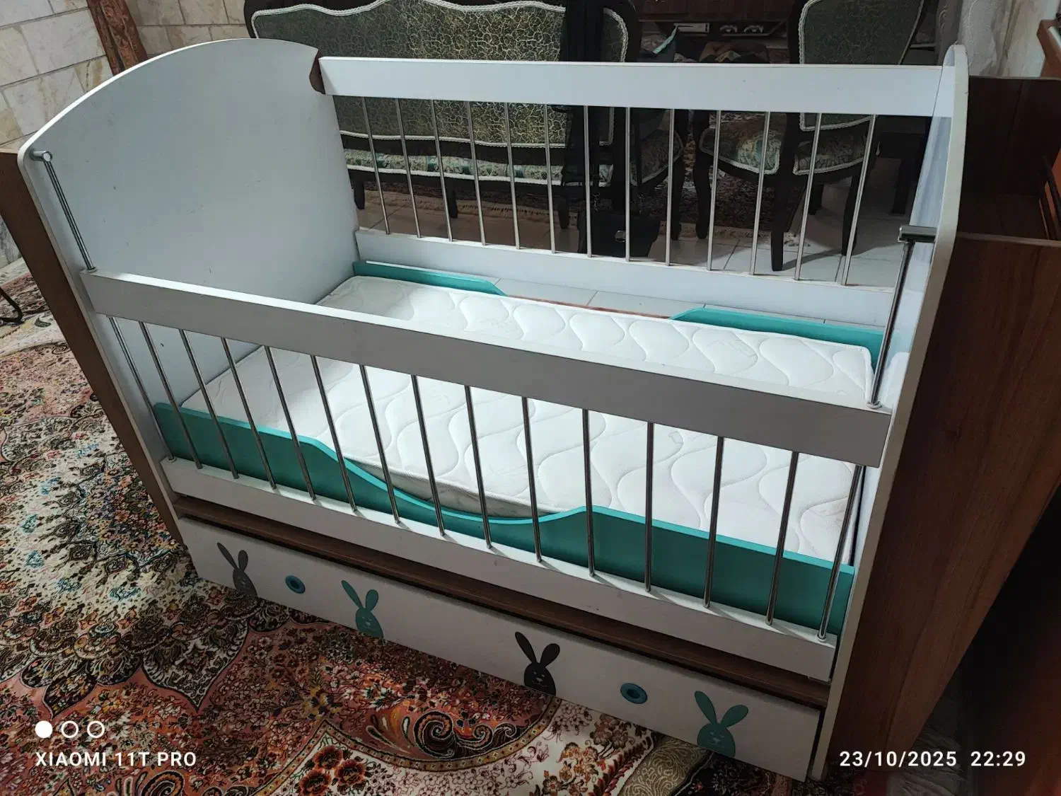 تخت نوزاد|تخت و سرویس خواب|تهران, خاک سفید|دیوار