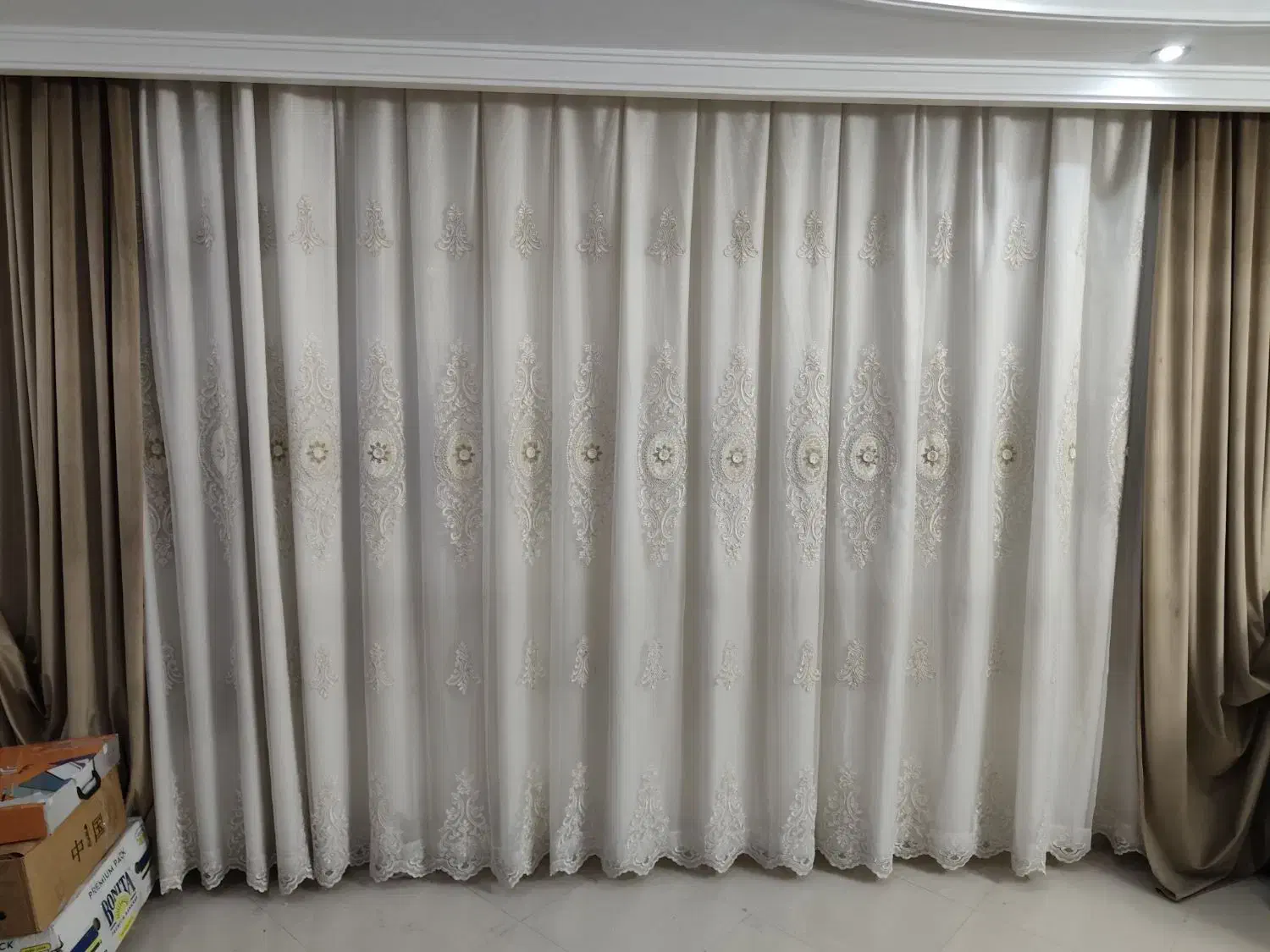 پرده پذیرایی پنج متری|پرده، رانر، رومیزی|تهران, شکیبا|دیوار