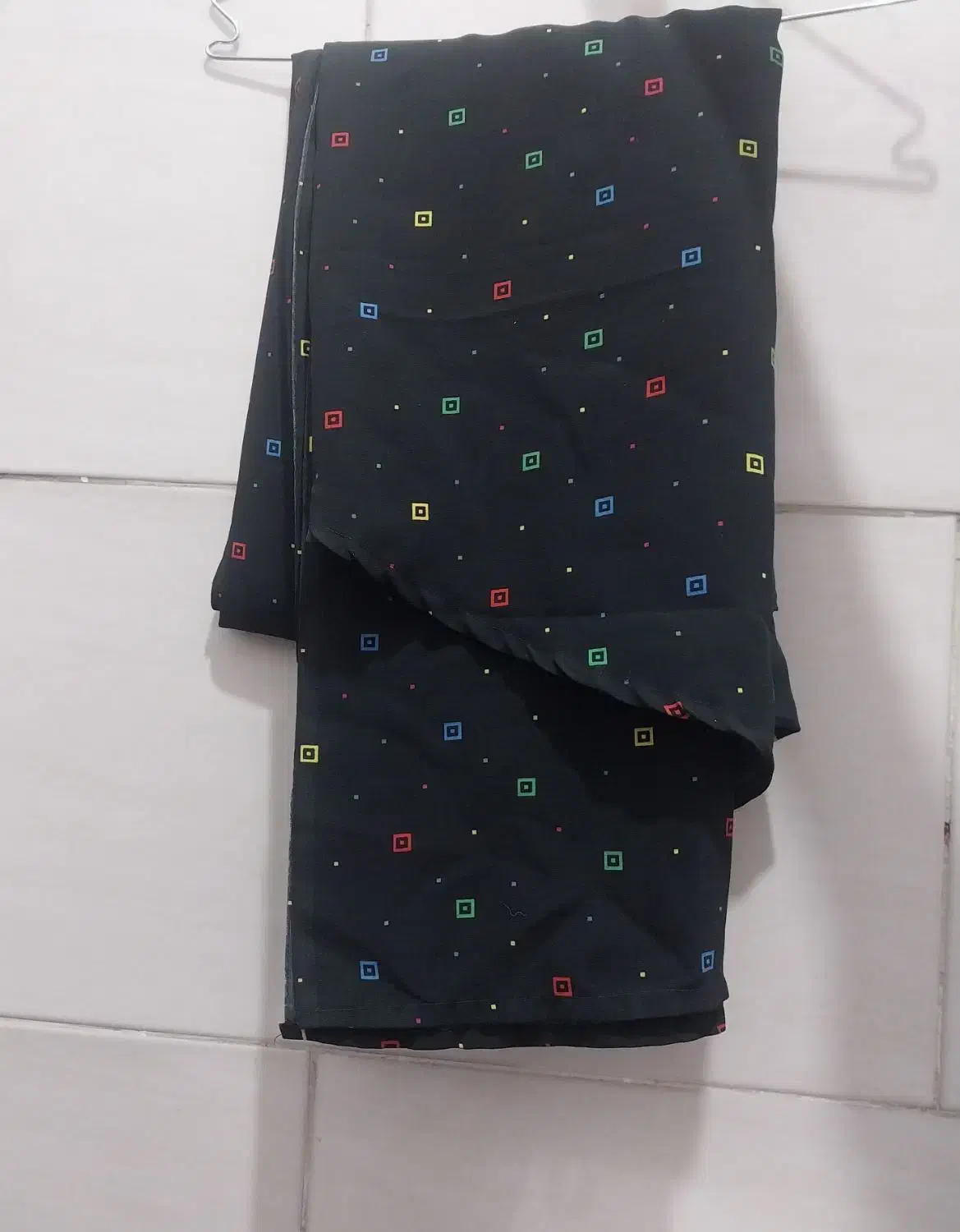 چادر|لباس|قدس, شهر‌قدس|دیوار