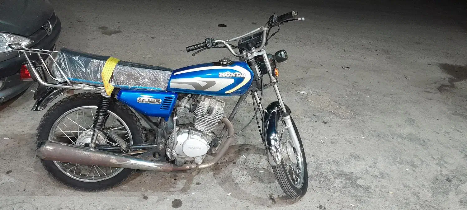 برگه اوراق|موتورسیکلت|نکا, |دیوار