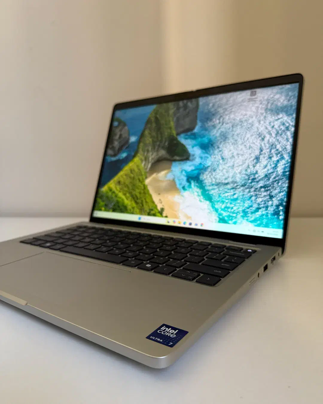 لپ تاپ حرفه ای  Dell Pro 14 PLUS - ULTRA 7 265U|رایانه همراه|تهران, فلسطین (میدان انقلاب)|دیوار