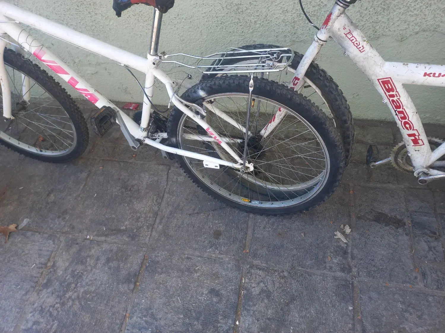دو عدد دوچرخه سفید سایز ۲۶ سالم با متعلقات|دوچرخه، اسکیت، اسکوتر|رباط‌کریم, رباط‌کریم|دیوار