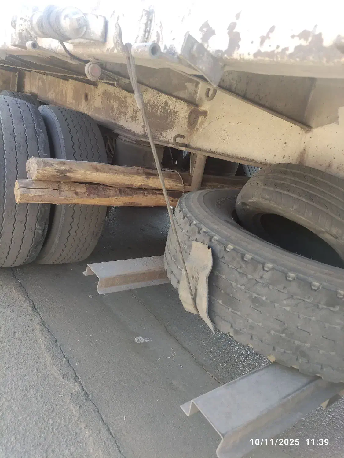 کفی دوازده وسی|خودرو سنگین|یزد, |دیوار