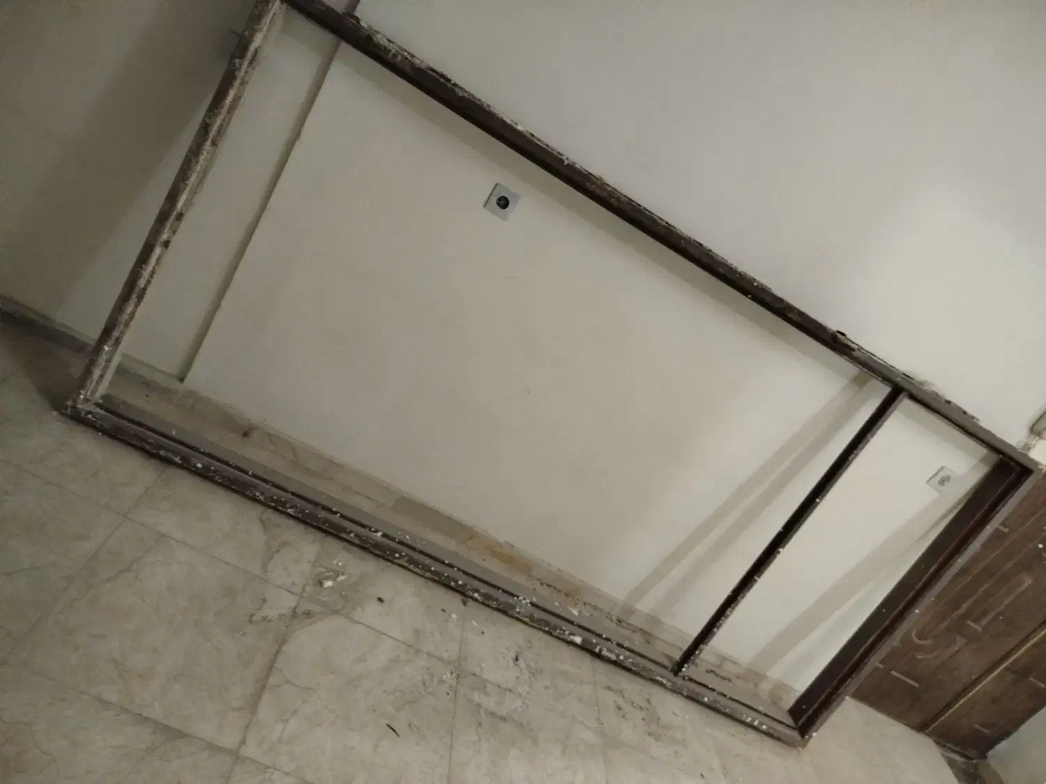 کم آهنی و درب چوبی دولت دست دوم|مصالح و تجهیزات ساختمان|مشهد, شهرک ابوذر|دیوار