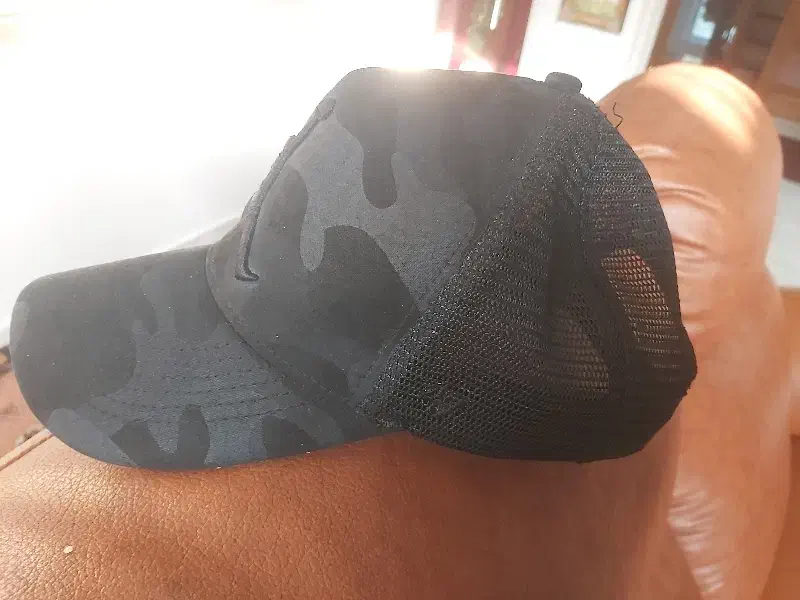 کلته جردن|لباس|تهران, اختیاریه|دیوار