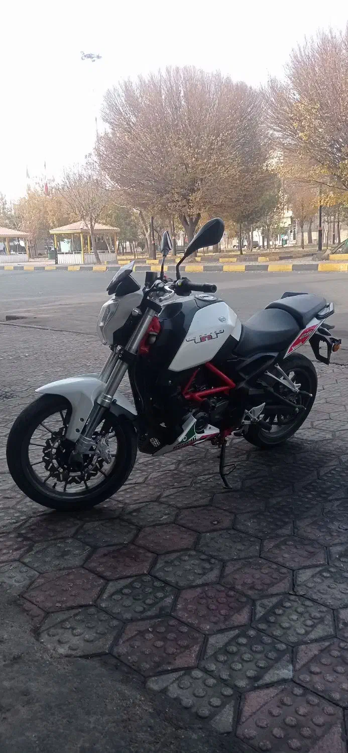 بنلی ۲۵۰مدل ۹۷|موتورسیکلت|شال, |دیوار