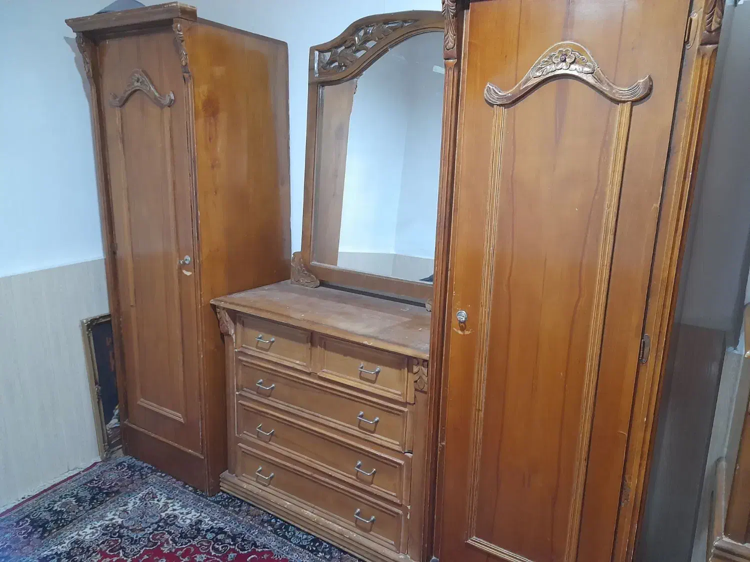 کمد|جاکفشی، کمد، دراور|همدان, |دیوار