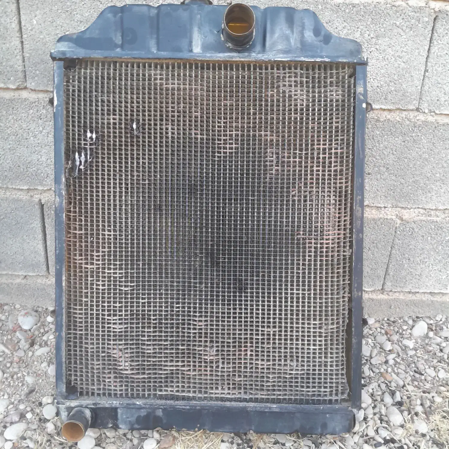 رادیاتور ۳۹۹|قطعات یدکی و لوازم جانبی|شیراز, سفیرشمالی|دیوار