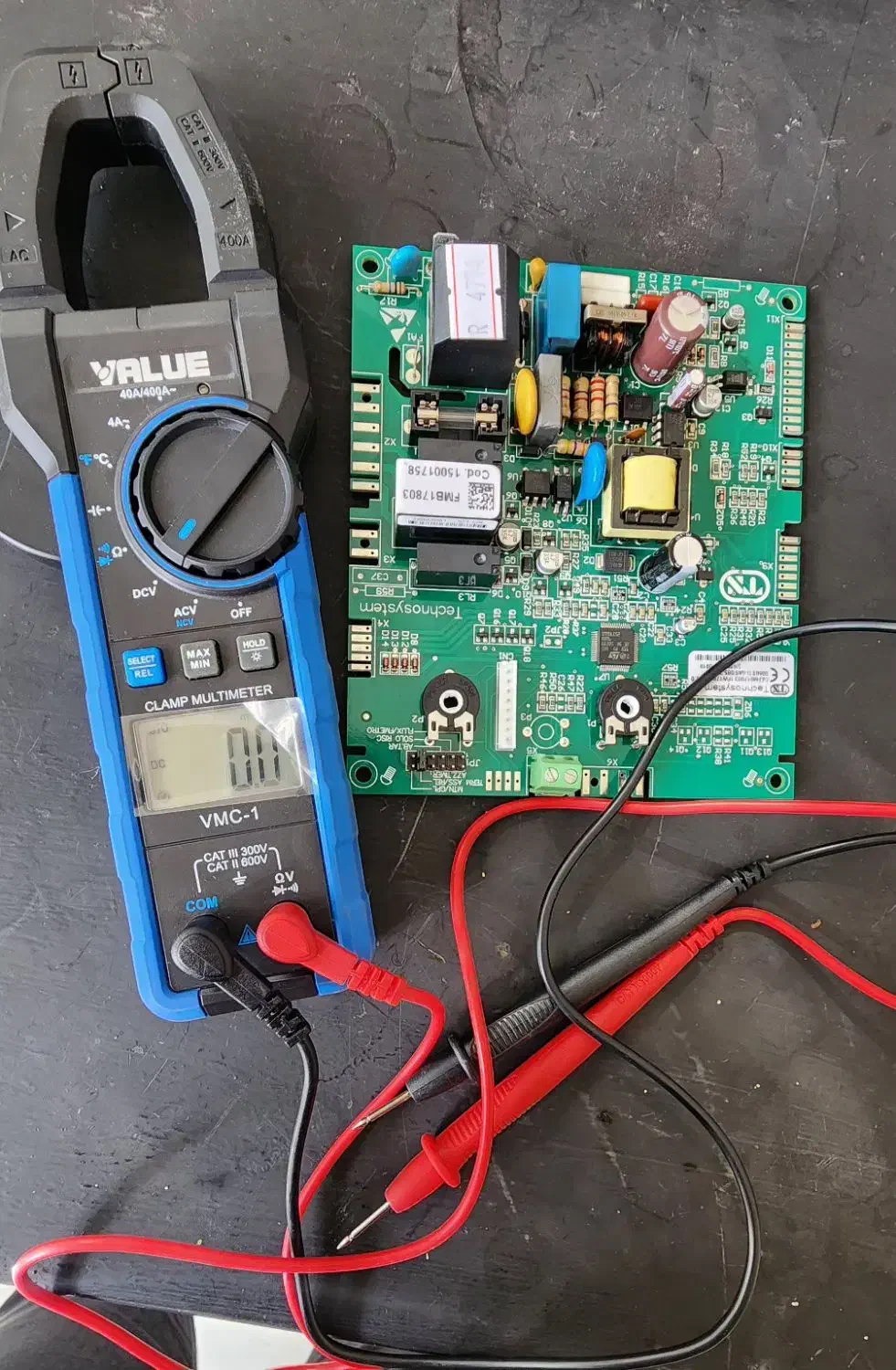 تعمیرات تخصصی پکیج و آبگرمکن تضمینی|خدمات پیشه و مهارت|طرقبه, |دیوار