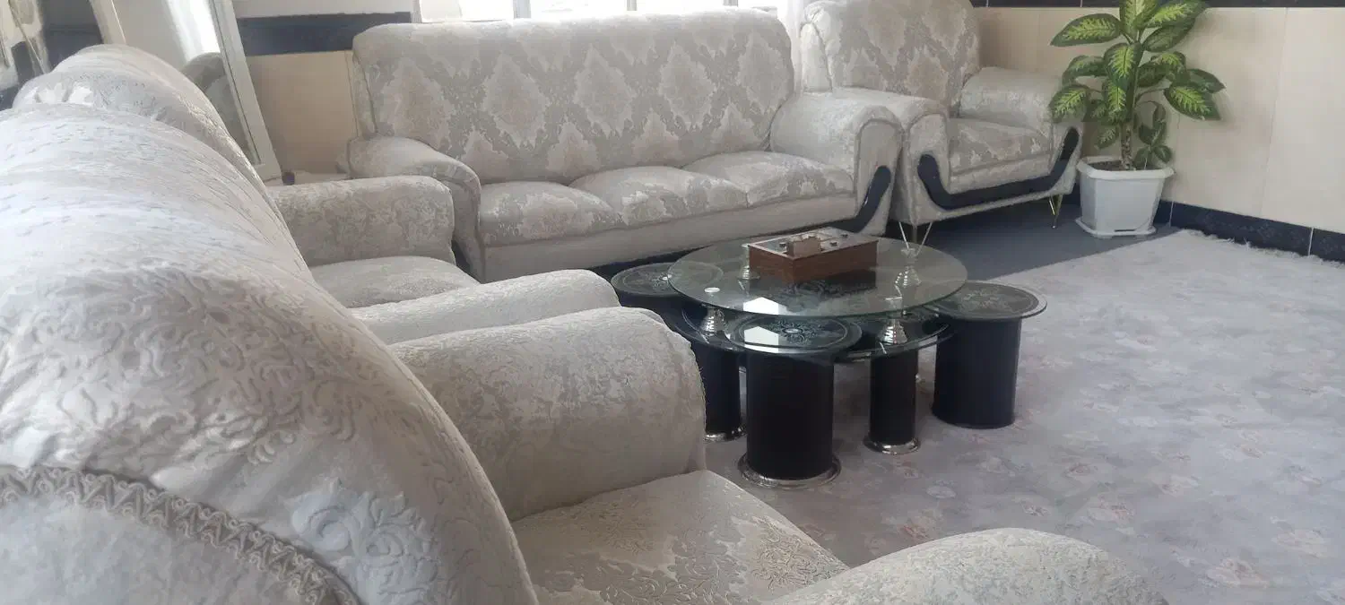 جنس مبل ترک ۷ نفره تمیز|مبلمان خانگی و میز عسلی|جوانرود, |دیوار