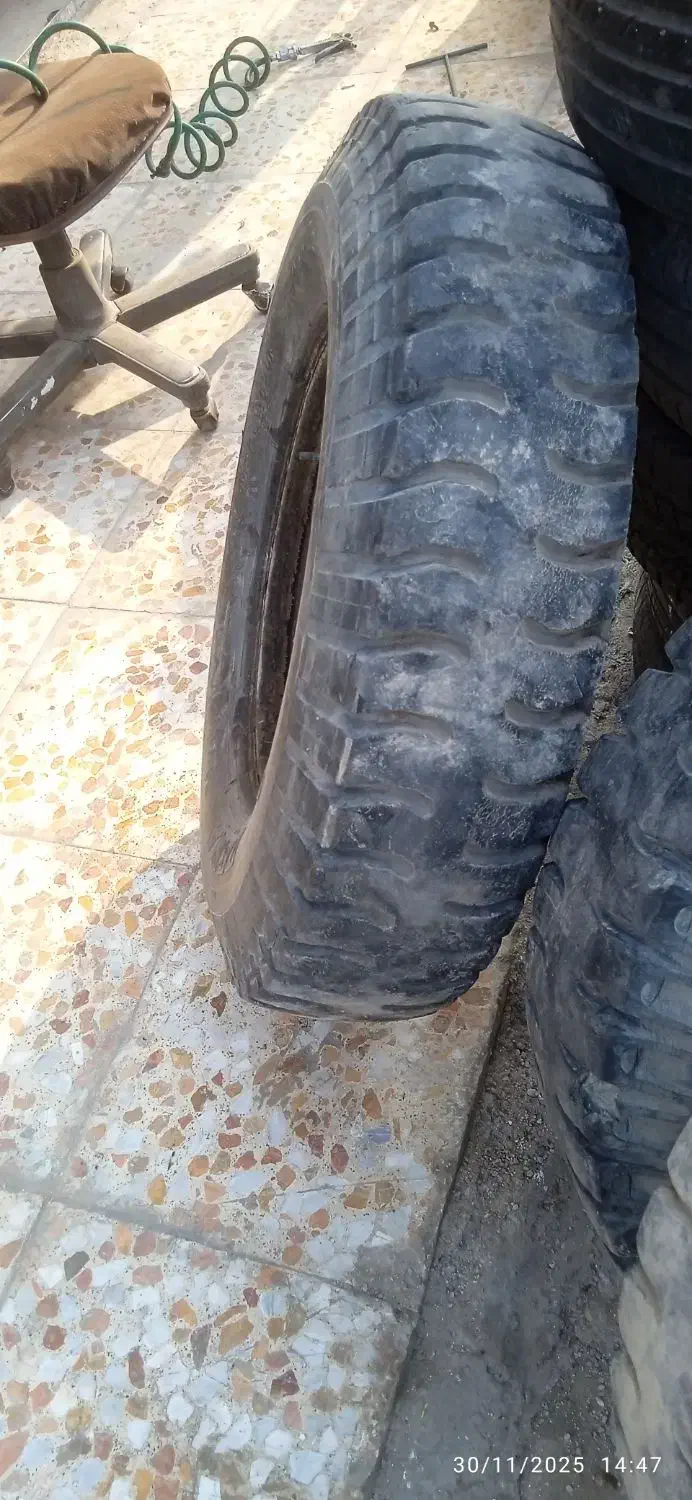 لاستیک عقب نیسان|قطعات یدکی و لوازم جانبی|اهواز, فاز ۵ پاداد|دیوار