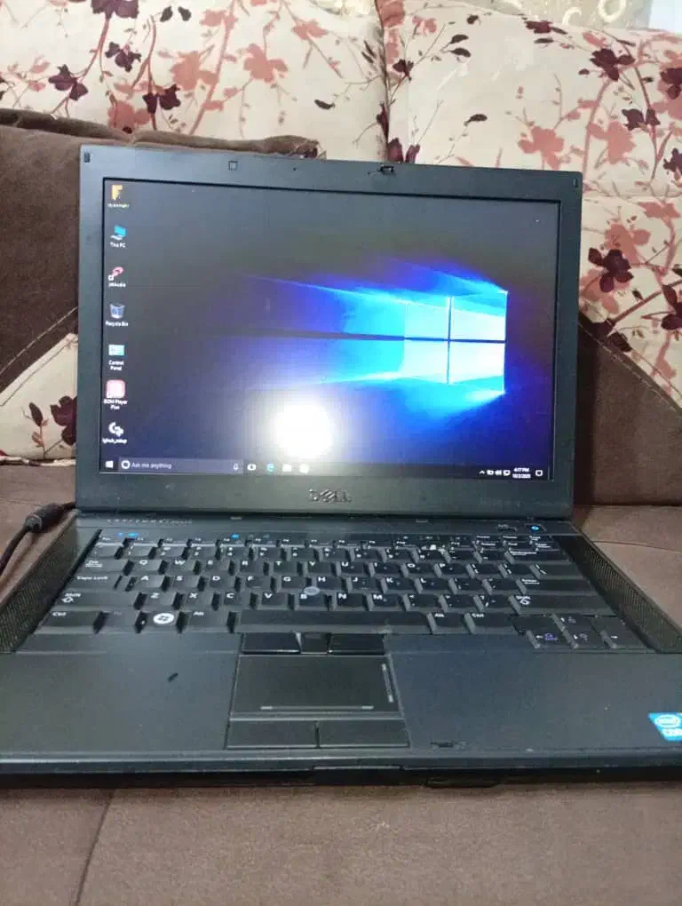 لب تاب کارکرده دل Dell|رایانه همراه|بندر انزلی, آذربایجان|دیوار