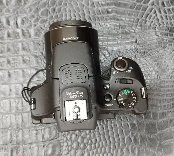 دوربین canon powershot SX60 HS|دوربین عکاسی و فیلم‌برداری|شیراز, شهرک گلستان|دیوار