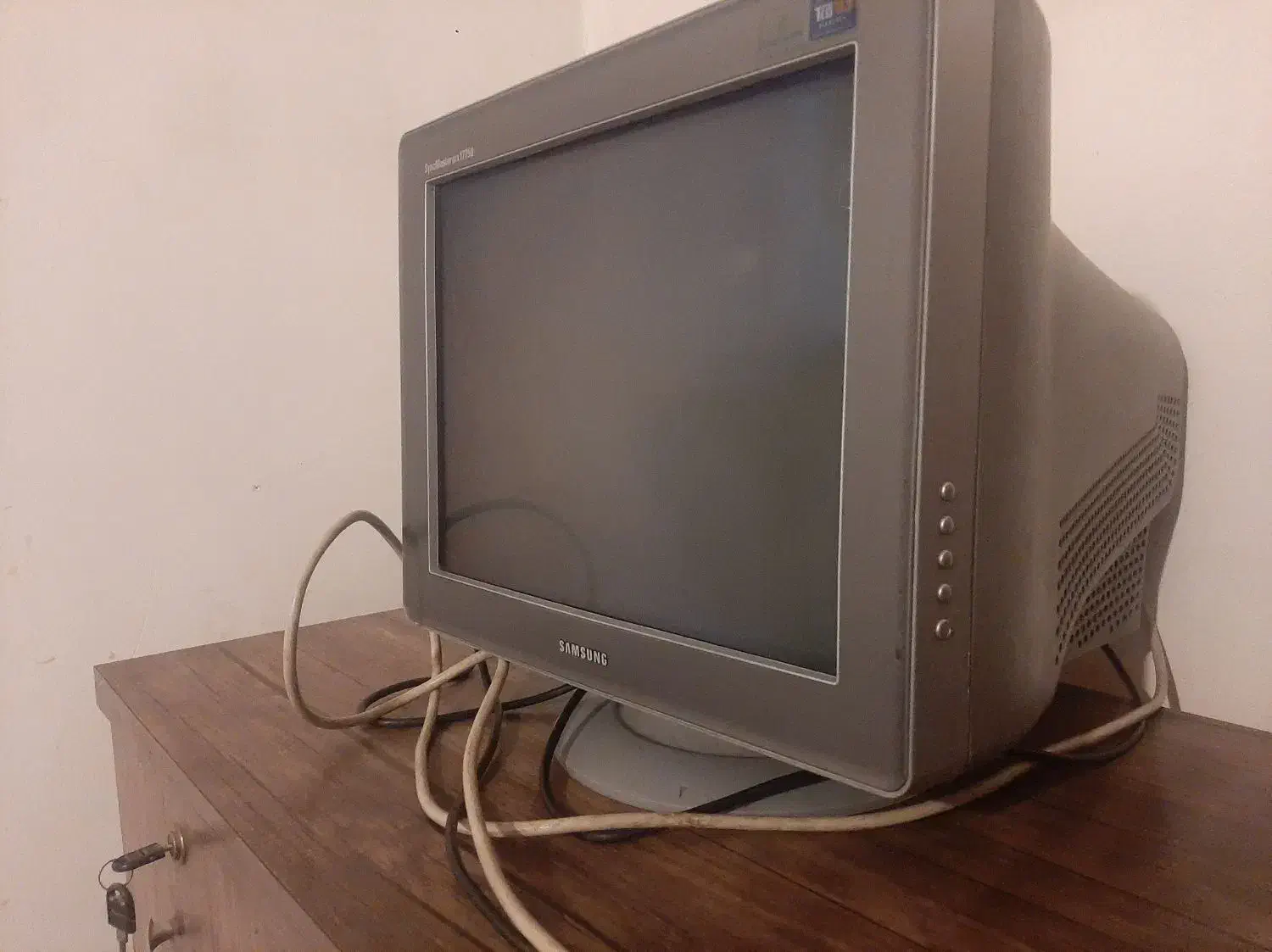 مانیتور ۱۷|قطعات و لوازم جانبی رایانه|اهواز, شریعتی جنوبی|دیوار