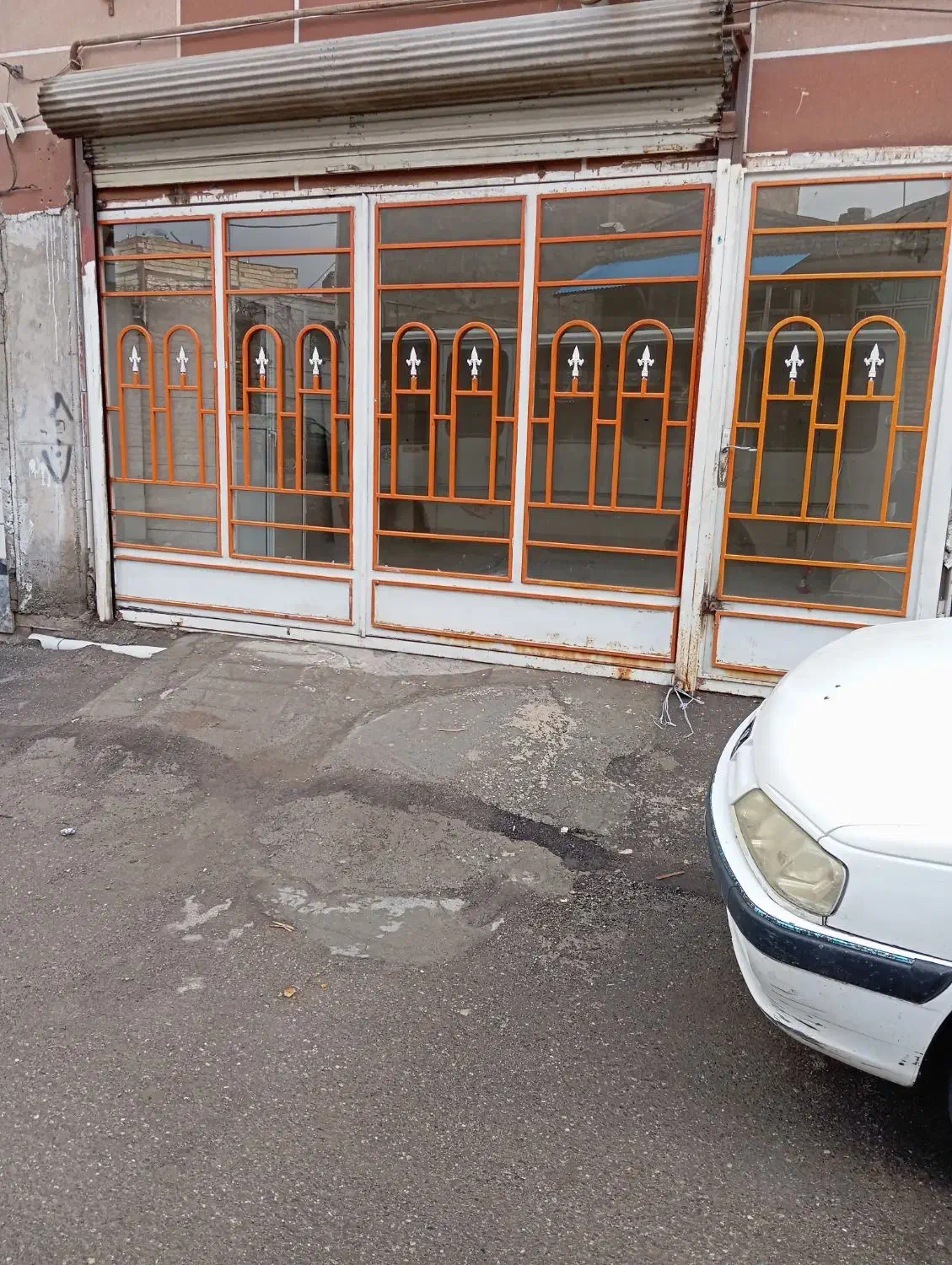 اجازه مغازه تقریباً 40 متر|اجارهٔ مغازه و غرفه|خوی, |دیوار